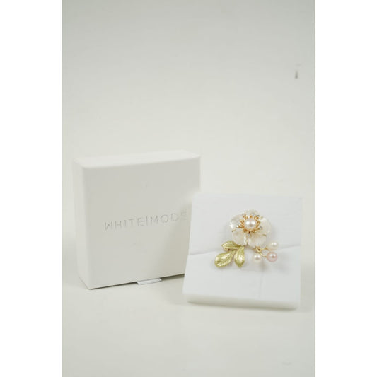Nerine Brooch